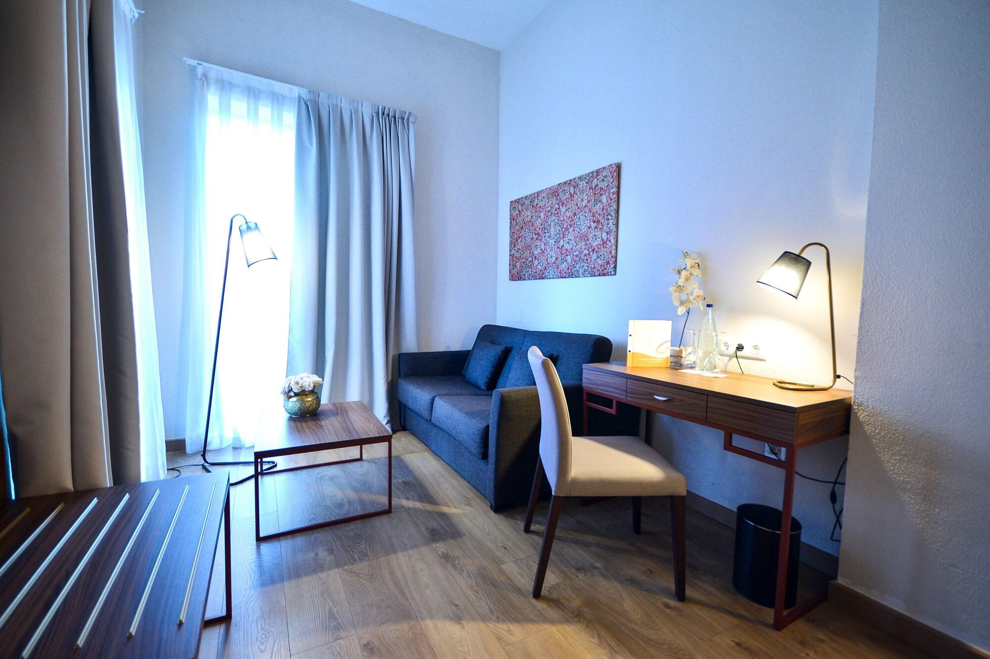 Hotel Oromana Alcalá de Guadaira Buitenkant foto